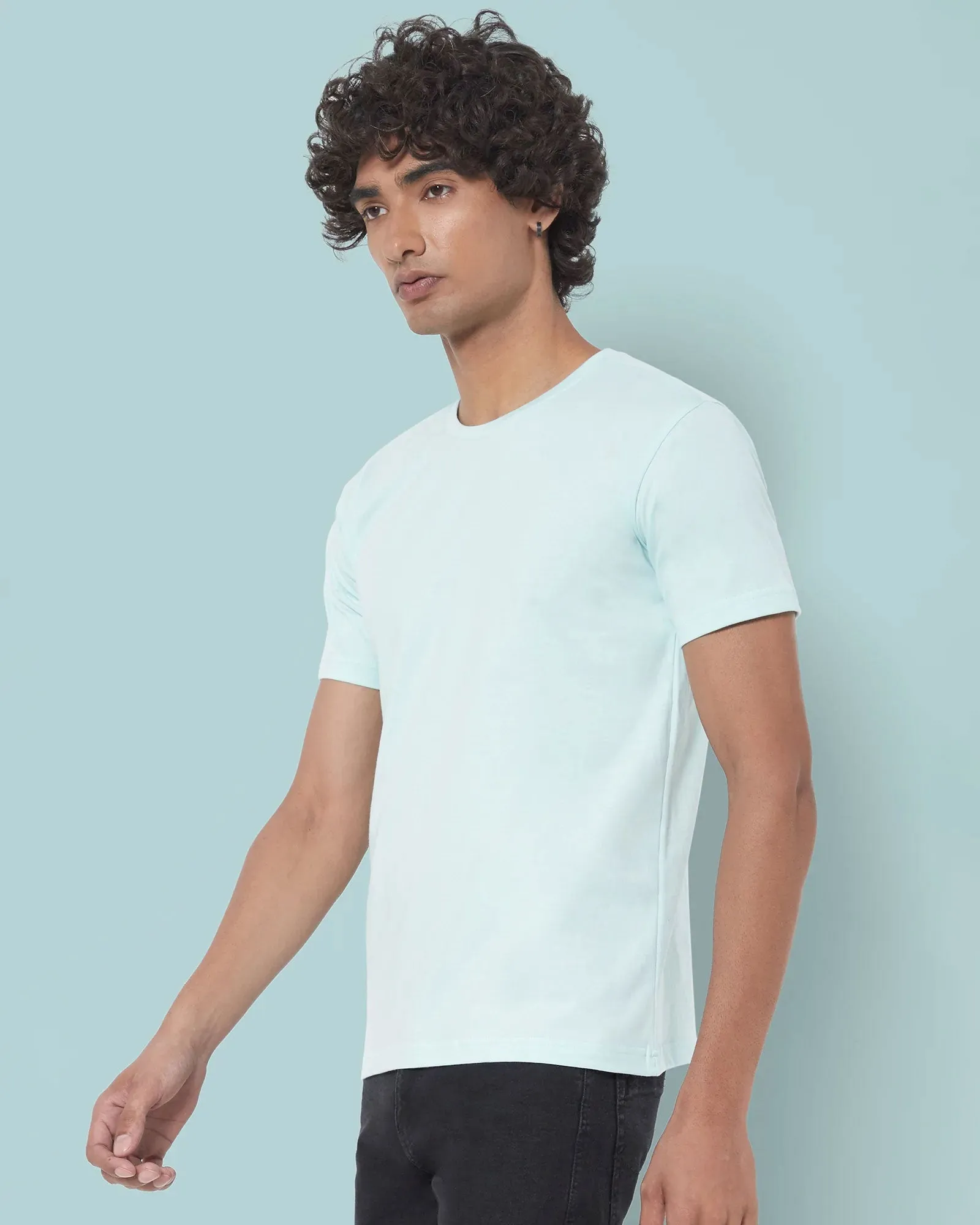 Half Sleeves Crew Neck: Celeste